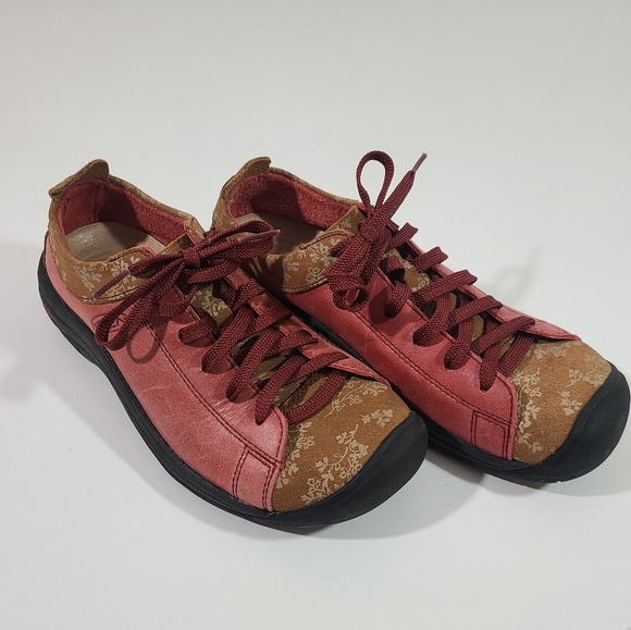 Keen Red and Brown Women's Shoes - Picture 1 of 7